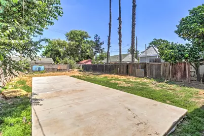 3807 15th Avenue, Sacramento, CA 95820 - Photo 34