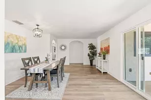8404 Sunrise Woods Way, Sacramento, CA 95828 - Photo 12