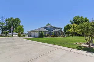 3856 N Gardner, Merced, CA 95340 - Photo 52