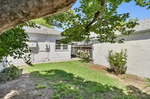 2721 22nd St, Sacramento, CA 95818 - Photo 16