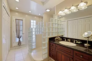 949 S Country Club Blvd, Stockton, CA 95204 - Photo 34