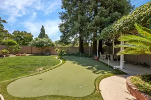 949 S Country Club Blvd, Stockton, CA 95204 - Photo 48