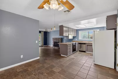 199 Briarcliff Drive, Folsom, CA 95630 - Photo 6