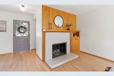 9418 Sara Street, Elk Grove, CA 95624 - Photo 14