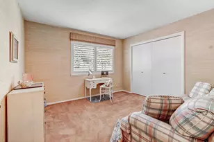 2044 University Park Dr, Sacramento, CA 95825 - Photo 40