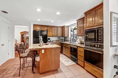 2044 University Park Drive, Sacramento, CA 95825 - Photo 20