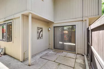 2044 University Park Drive, Sacramento, CA 95825 - Photo 46