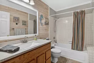 8004 Withrow Ct, Fair Oaks, CA 95628 - Photo 22