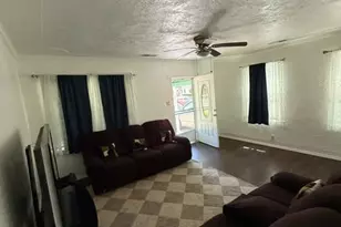 328 E 20th St, Merced, CA 95340 - Photo 6