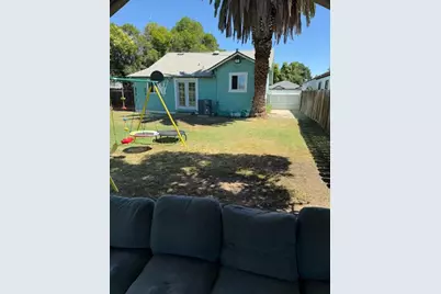 328 E 20th Street, Merced, CA 95340 - Photo 14