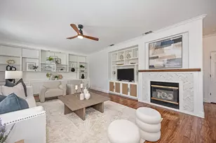 8832 Marlin Seas Ct, Sacramento, CA 95828 - Photo 8