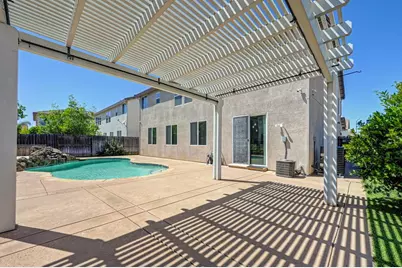 8832 Marlin Seas Court, Sacramento, CA 95828 - Photo 40