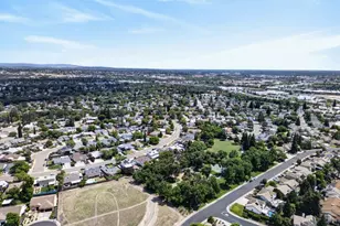 5733 Mesa Verde Cir, Rocklin, CA 95677 - Photo 42