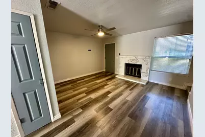 9127 Newhall Drive #33, Sacramento, CA 95826 - Photo 4