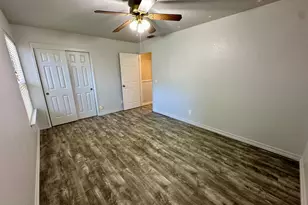 9127 Newhall Dr, Sacramento, CA 95826 - Photo 16