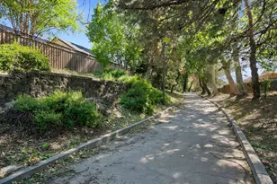 1162 Drummond Ave, Davis, CA 95618 - Photo 38