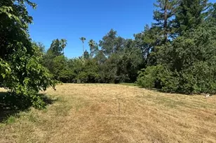 8258 Holly Dr, Citrus Heights, CA 95610 - Photo 2