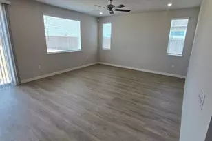 1347 Winterhart St, Galt, CA 95632 - Photo 10