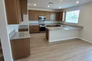 1347 Winterhart St, Galt, CA 95632 - Photo 12