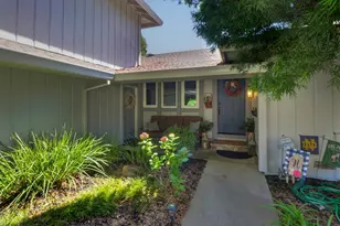 4884 Kipling Dr, Carmichael, CA 95608 - Photo 4