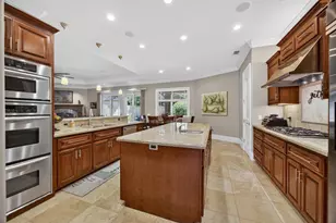 9569 De La Rosa Pl, Elk Grove, CA 95758 - Photo 12