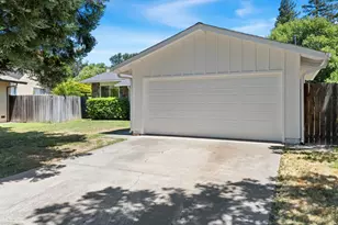 1408 Camphor Ln, Davis, CA 95618 - Photo 2