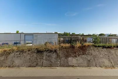 11570 Garnet Way #4, Auburn, CA 95602 - Photo 28