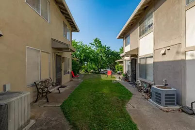 11570 Garnet Way #4, Auburn, CA 95602 - Photo 32