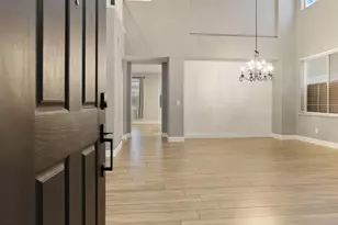 10816 Merritt Dr, Stockton, CA 95219 - Photo 10
