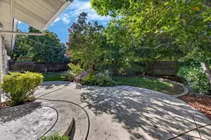 4549 Lippi Pkwy, Sacramento, CA 95823 - Photo 38