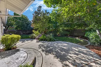 4549 Lippi Parkway, Sacramento, CA 95823 - Photo 34