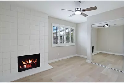 8628 Fallbrook Way, Sacramento, CA 95826 - Photo 32