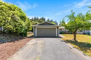 13806 Torrey Pines Dr, Auburn, CA 95602 - Photo 18