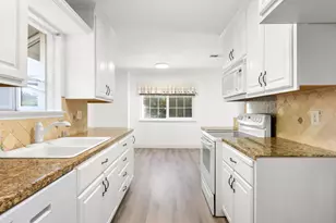 13806 Torrey Pines Dr, Auburn, CA 95602 - Photo 6