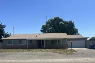 1936 Clinton Rd, Hughson, CA 95326 - Photo 2