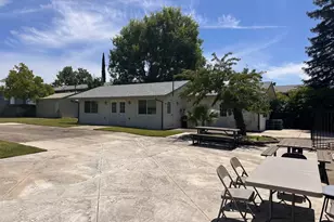 1620 Bell St, Sacramento, CA 95825 - Photo 10