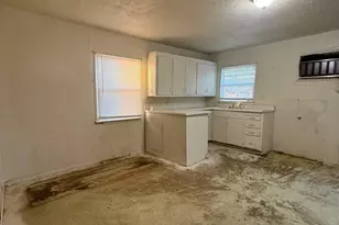 22756 Rd 180, Lindsay, CA 93247 - Photo 10