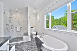 2755 25th St, Sacramento, CA 95818 - Photo 34