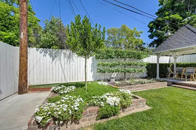 2755 25th Street, Sacramento, CA 95818 - Photo 46