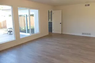 1822 Joaquin St, Modesto, CA 95350 - Photo 6