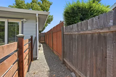 4617 Robertson Avenue, Sacramento, CA 95821 - Photo 30