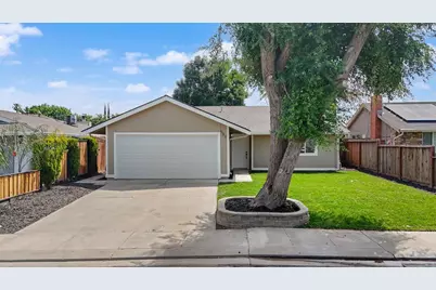 688 Chestnut Avenue, Tracy, CA 95376 - Photo 1