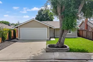 688 Chestnut Ave, Tracy, CA 95376 - Photo 1