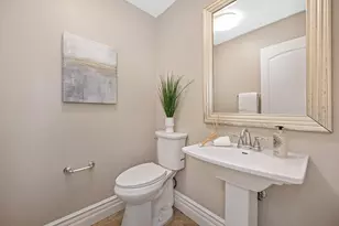 2110 Blackheath Ln, Roseville, CA 95678 - Photo 32