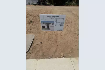 1804 Lovejoy Avenue, Manteca, CA 95337 - Photo 2
