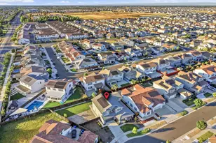 7487 Amonde Wy, Elk Grove, CA 95757 - Photo 82