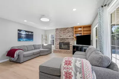 8510 Diamond Oak Way, Elk Grove, CA 95624 - Photo 10