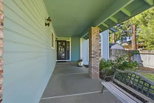 8510 Diamond Oak Way, Elk Grove, CA 95624 - Photo 4