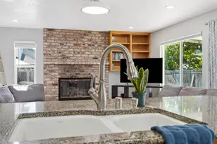 8510 Diamond Oak Way, Elk Grove, CA 95624 - Photo 18