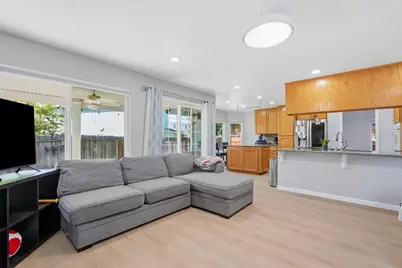 8510 Diamond Oak Way, Elk Grove, CA 95624 - Photo 10